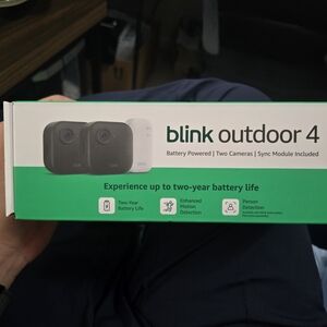 Amazon Blink Outdoor 4 Camera 2 Camera System With Module Sync - Black and White